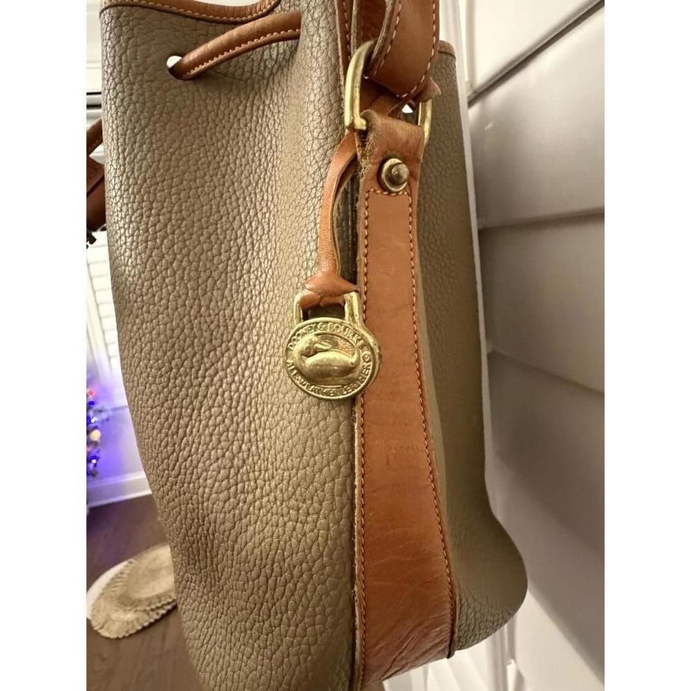 vintage Dooney & Bourke All-Weather Leather drawstring bucket bag in the taupe - Picture 6 of 15